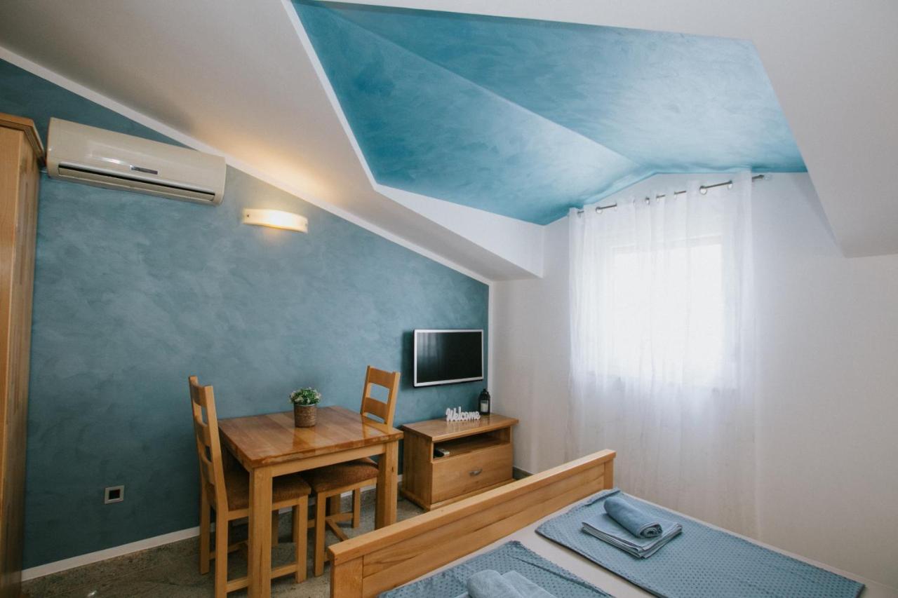 Blue Sea House Apartment Trogir Bagian luar foto