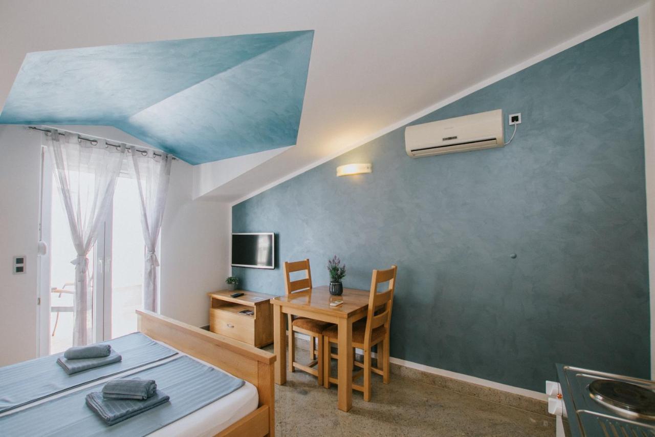 Blue Sea House Apartment Trogir Bagian luar foto