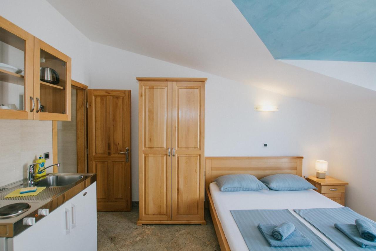 Blue Sea House Apartment Trogir Bagian luar foto