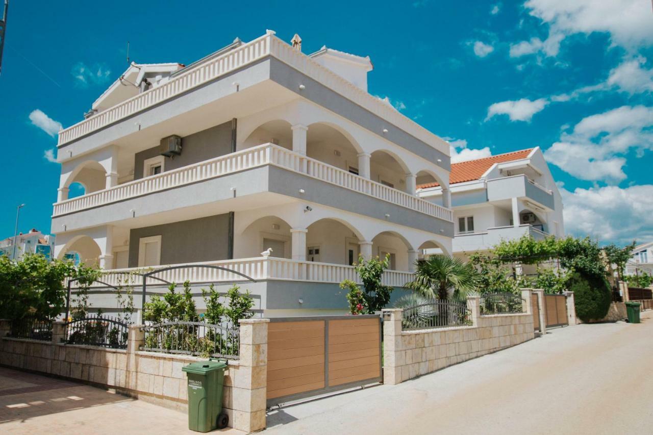 Blue Sea House Apartment Trogir Bagian luar foto