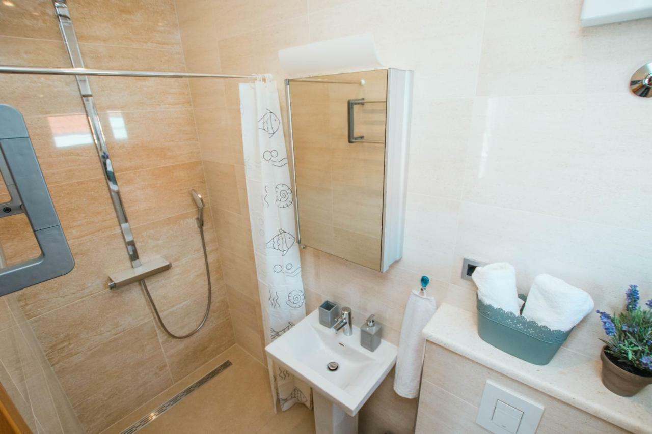 Blue Sea House Apartment Trogir Bagian luar foto