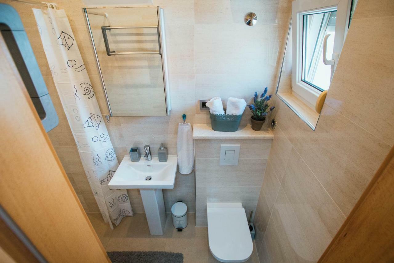 Blue Sea House Apartment Trogir Bagian luar foto